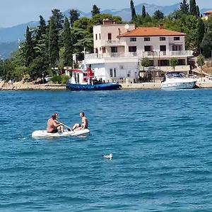 Riva Omišalj