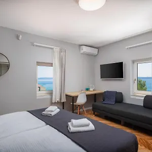 https://solar-beach-inn.splithotels.org
